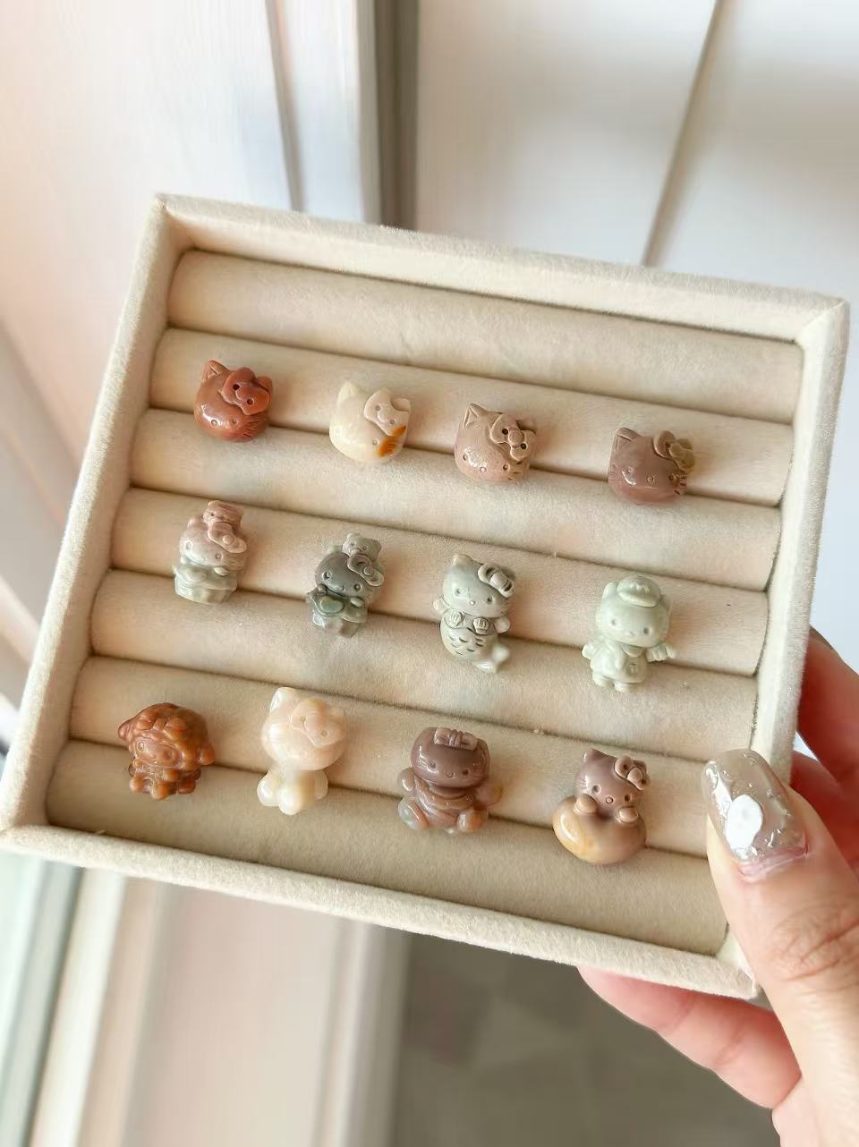 SR 6 Alashan Agate Bead Charms | Natural Stone Beads, Mixed Colors & Styles | DIY Jewelry Supplies