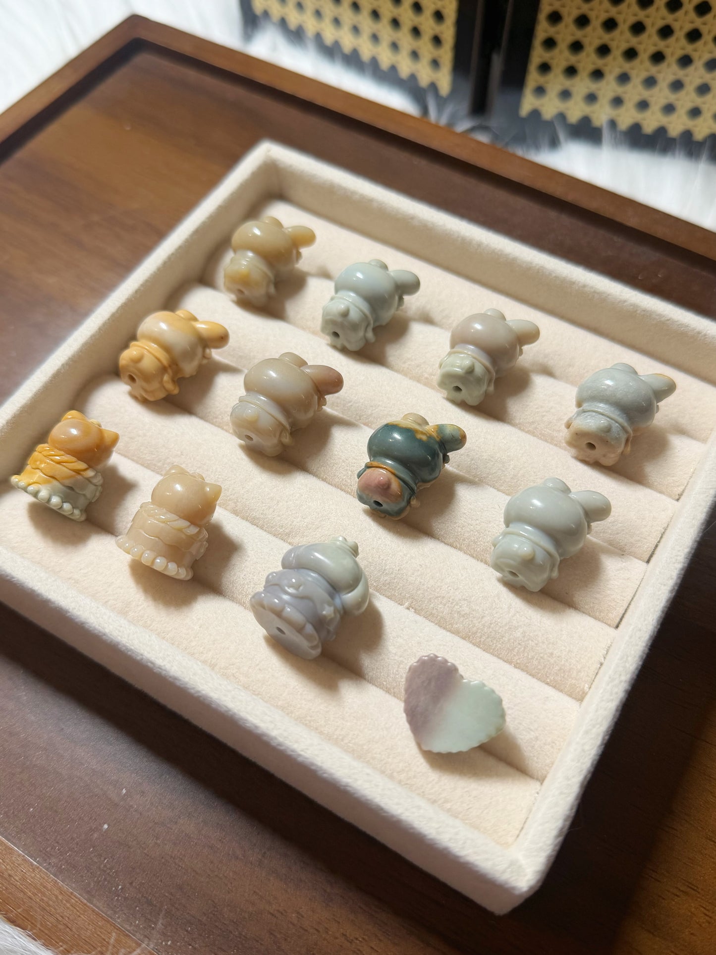 SR 11 Alashan Agate Bead Charms | Natural Stone Beads, Mixed Colors & Styles | DIY Jewelry Supplies