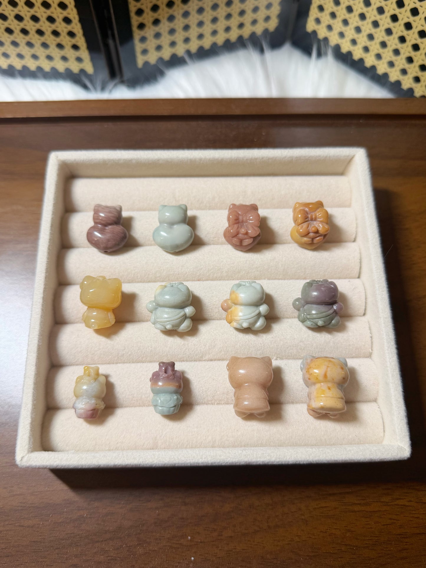 SR 10 Alashan Agate Bead Charms | Natural Stone Beads, Mixed Colors & Styles | DIY Jewelry Supplies