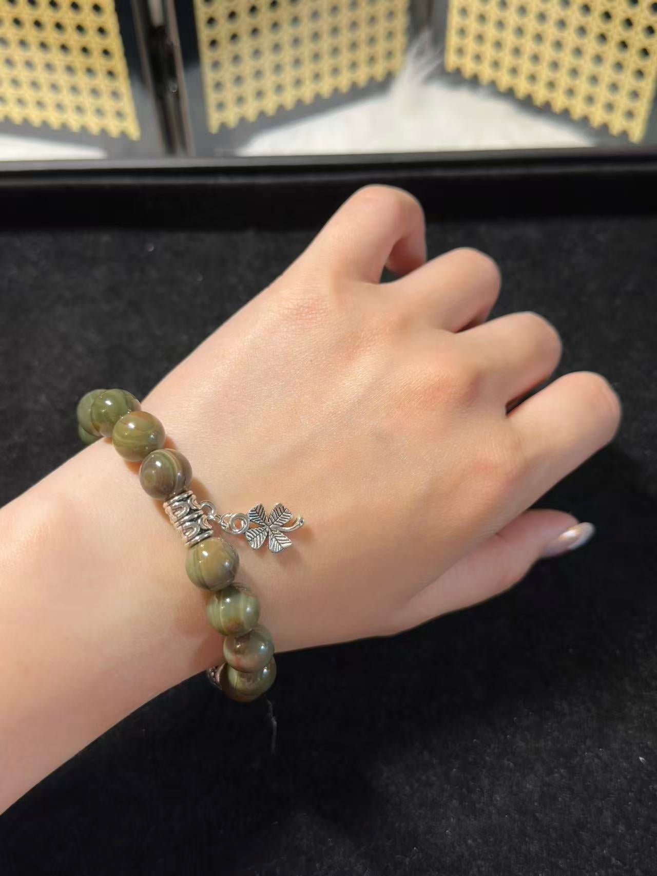 Green Forest Alashan Agate Beads Bracelet