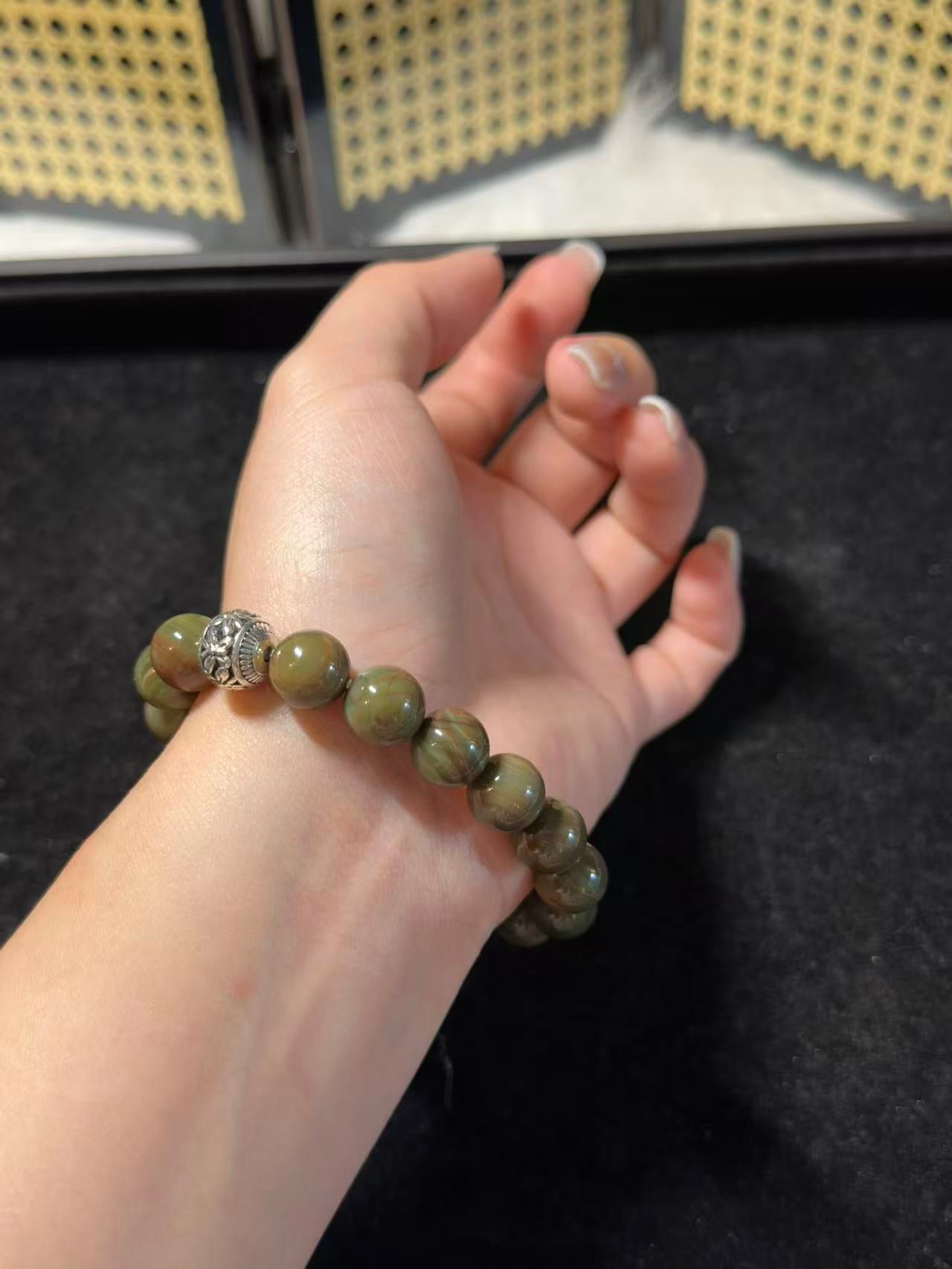 Green Forest Alashan Agate Beads Bracelet