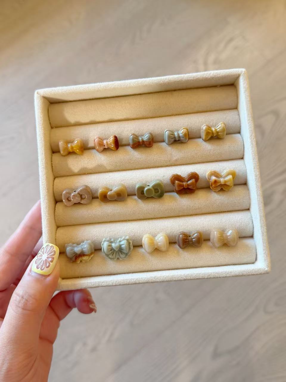 BOWKNOT 3 Alashan Agate Bead Charms | Natural Stone Beads, Mixed Colors & Styles | DIY Jewelry Supplies