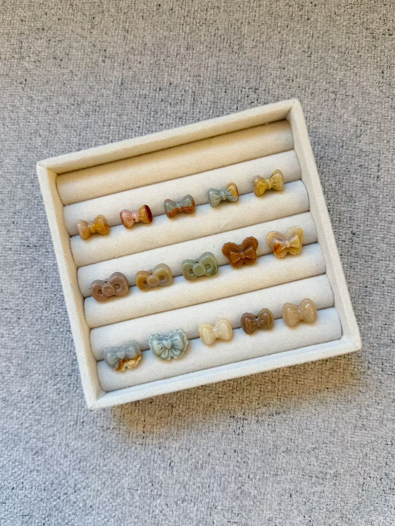 BOWKNOT 3 Alashan Agate Bead Charms | Natural Stone Beads, Mixed Colors & Styles | DIY Jewelry Supplies