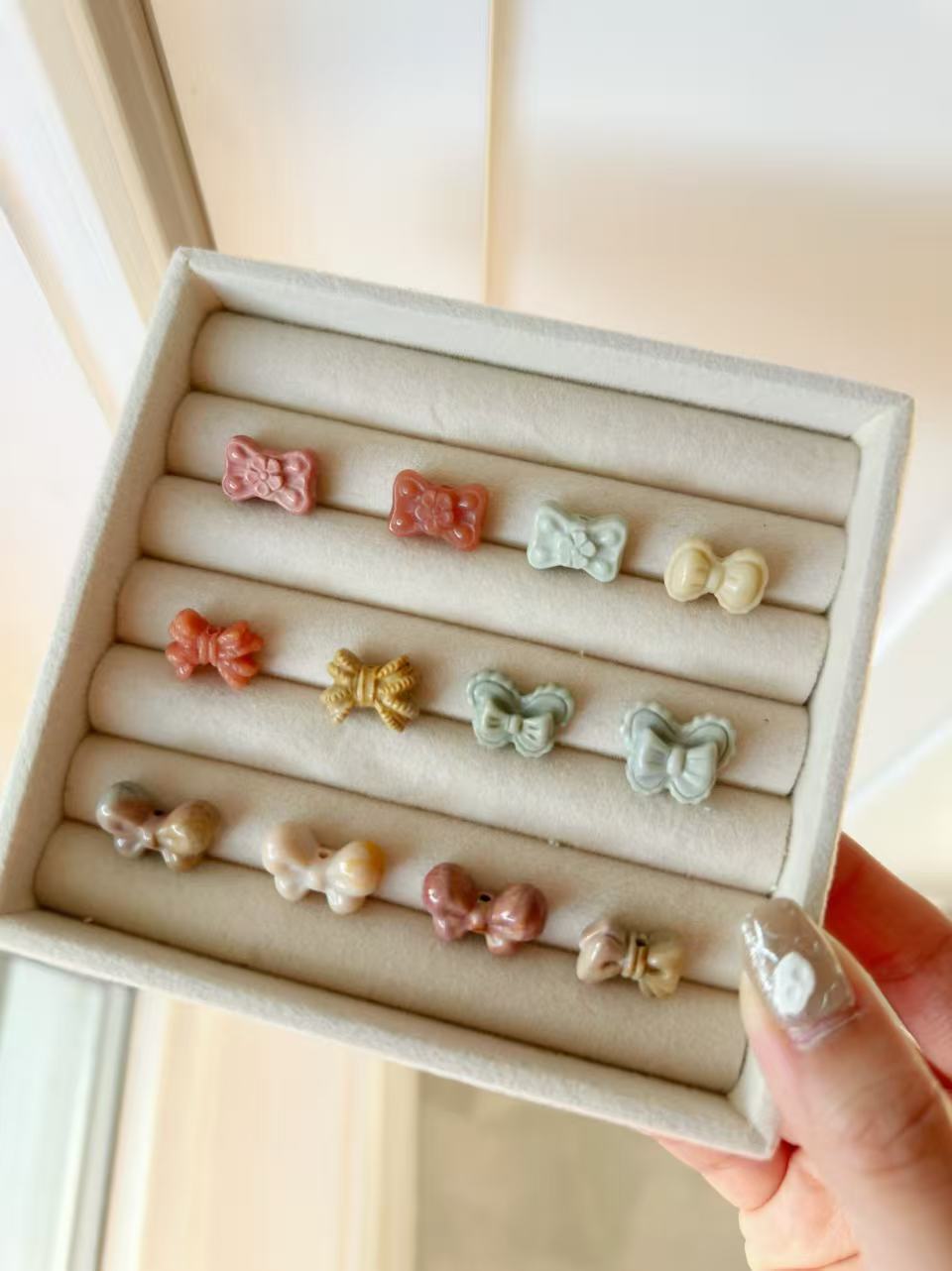 BOWKNOT 2 Alashan Agate Bead Charms | Natural Stone Beads, Mixed Colors & Styles | DIY Jewelry Supplies