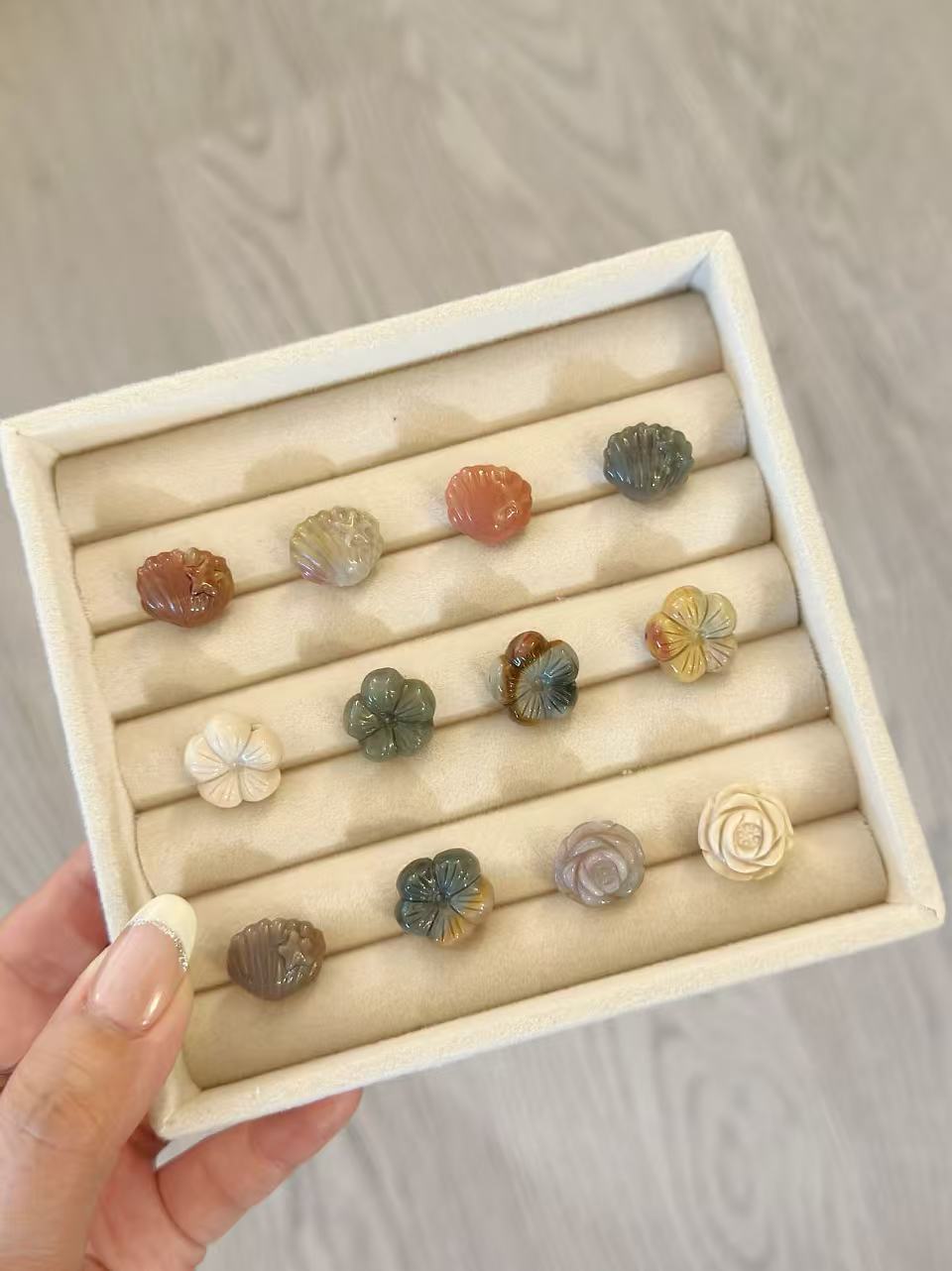 SHELL and FLOWER Alashan Agate Bead Charms | Natural Stone Beads, Mixed Colors & Styles | DIY Jewelry Supplies