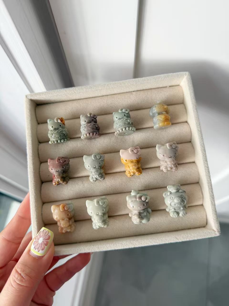 SR 8 Alashan Agate Bead Charms | Natural Stone Beads, Mixed Colors & Styles | DIY Jewelry Supplies