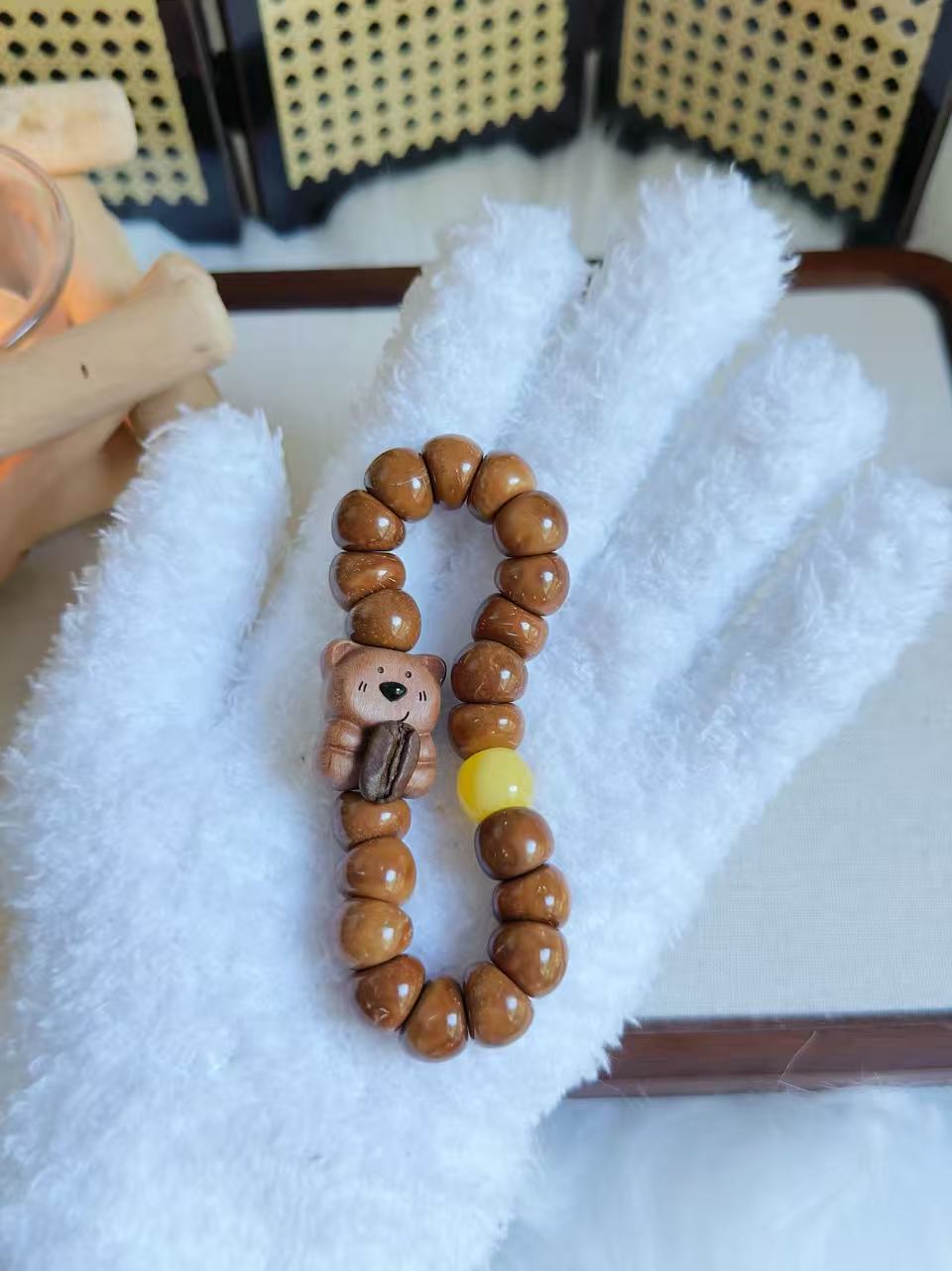 12mm库克大肠 Natural Kuka Bracelet with Amber Bowknot Charm | Prayer Beads | Handmade Bracelet
