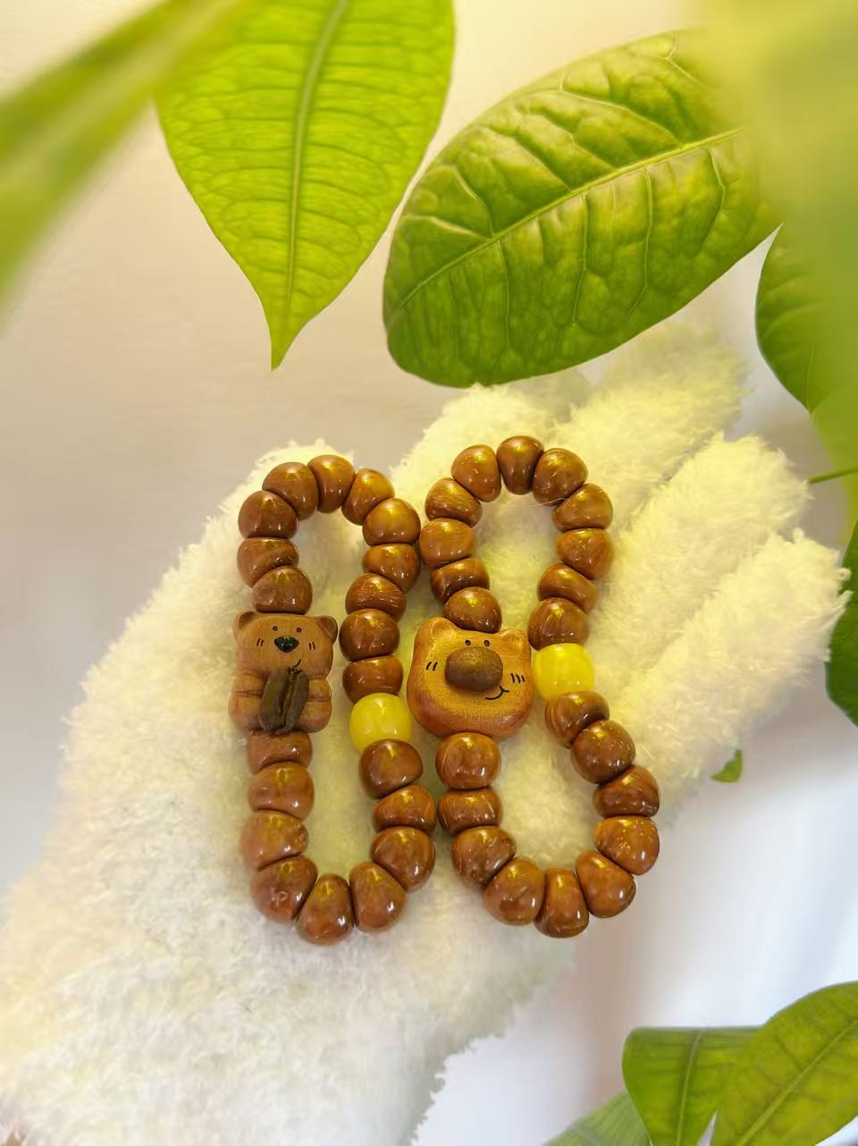 12mm库克大肠 Natural Kuka Bracelet with Amber Bowknot Charm | Prayer Beads | Handmade Bracelet