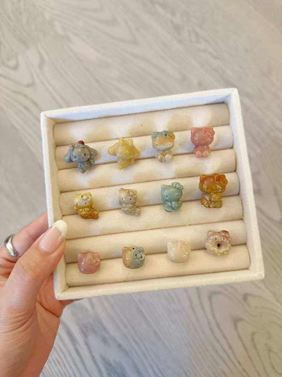 SR 4 Alashan Agate Bead Charms | Natural Stone Beads, Mixed Colors & Styles | DIY Jewelry Supplies