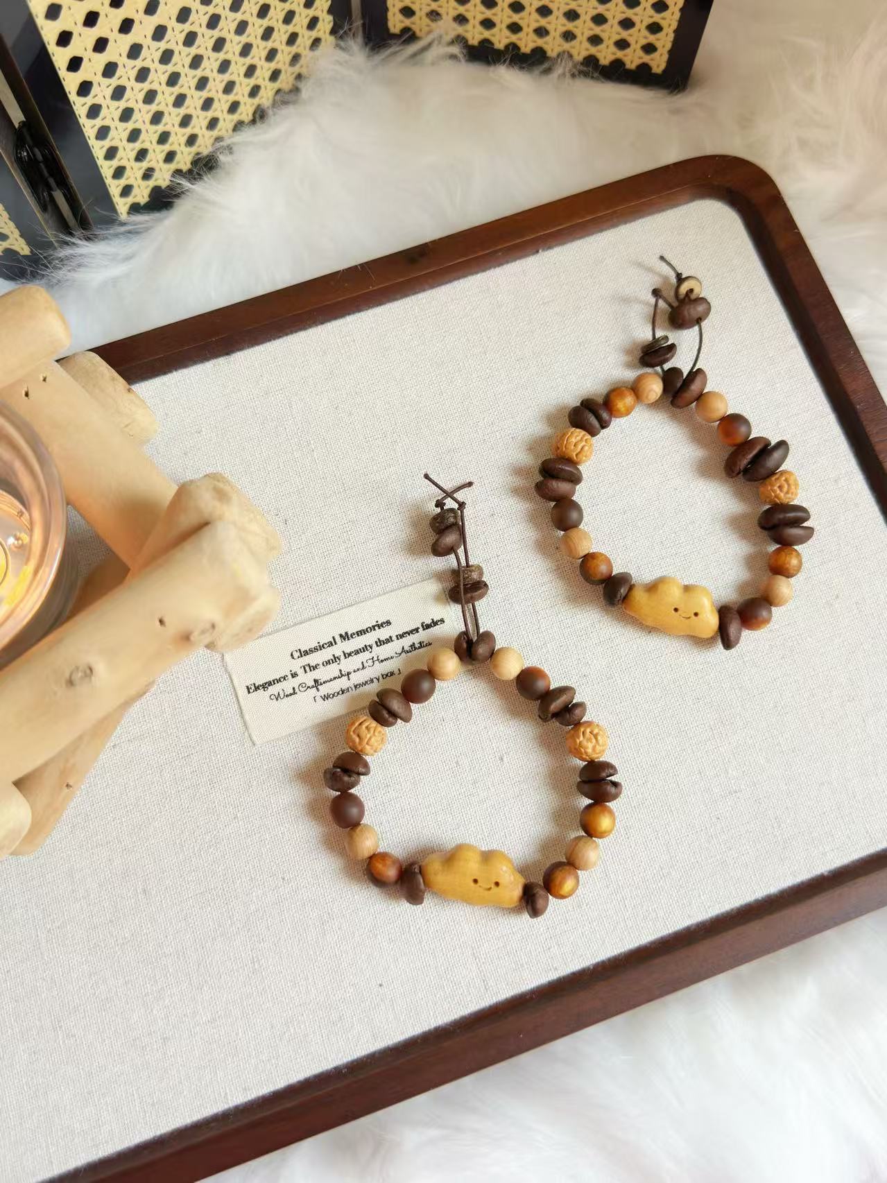 Coffee Bean Design Bracelet with Sandalwood Cloudy Charm「咖啡豆手串」 | Coffee Flavour Beads | Handmade Bracelet