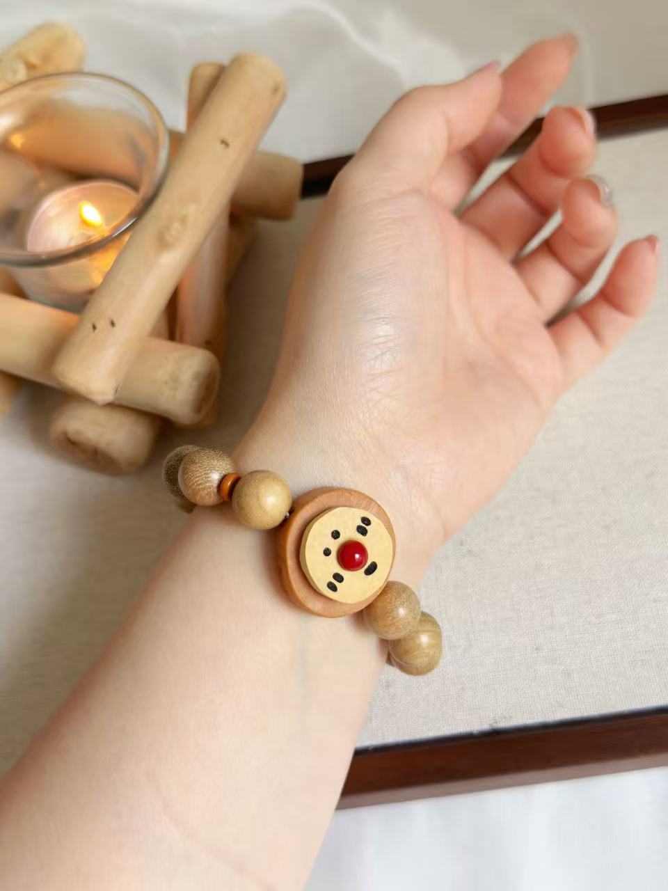 Natural Aromatic Agarwood Design Bracelet with Gourd Charm「奶香木」 | Milk Flavour Beads | Handmade Bracelet