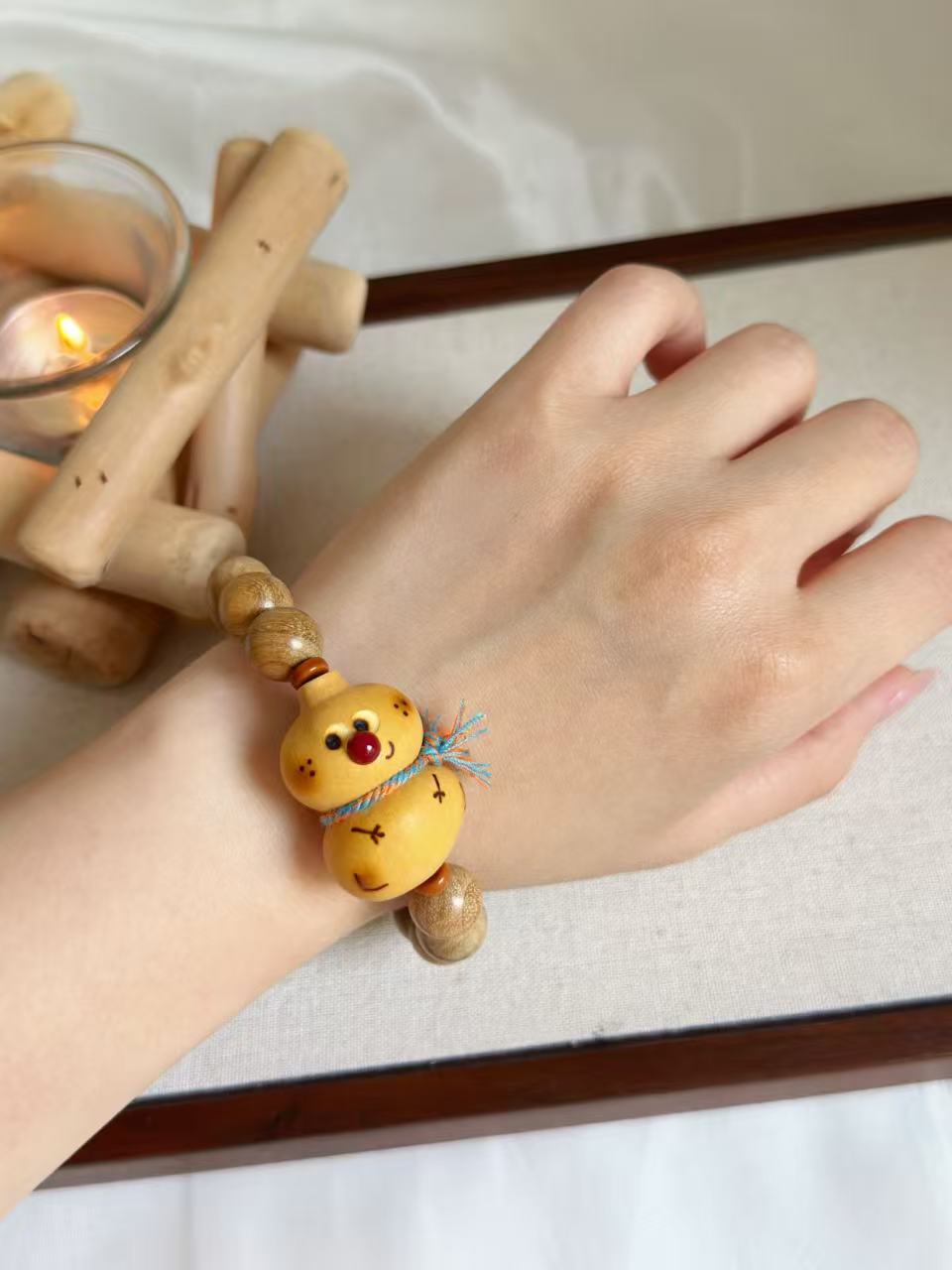 Natural Aromatic Agarwood Design Bracelet with Gourd Charm「奶香木」 | Milk Flavour Beads | Handmade Bracelet