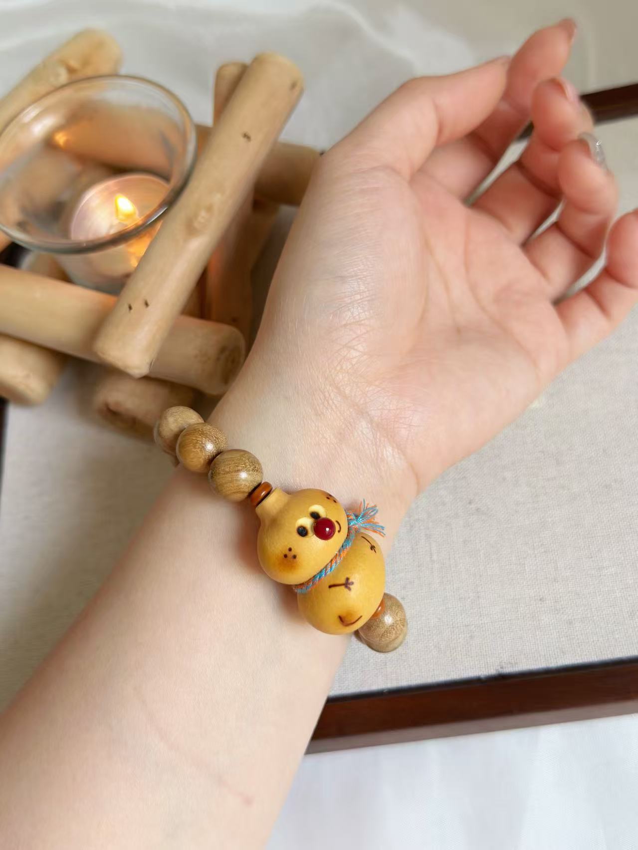 Natural Aromatic Agarwood Design Bracelet with Gourd Charm「奶香木」 | Milk Flavour Beads | Handmade Bracelet