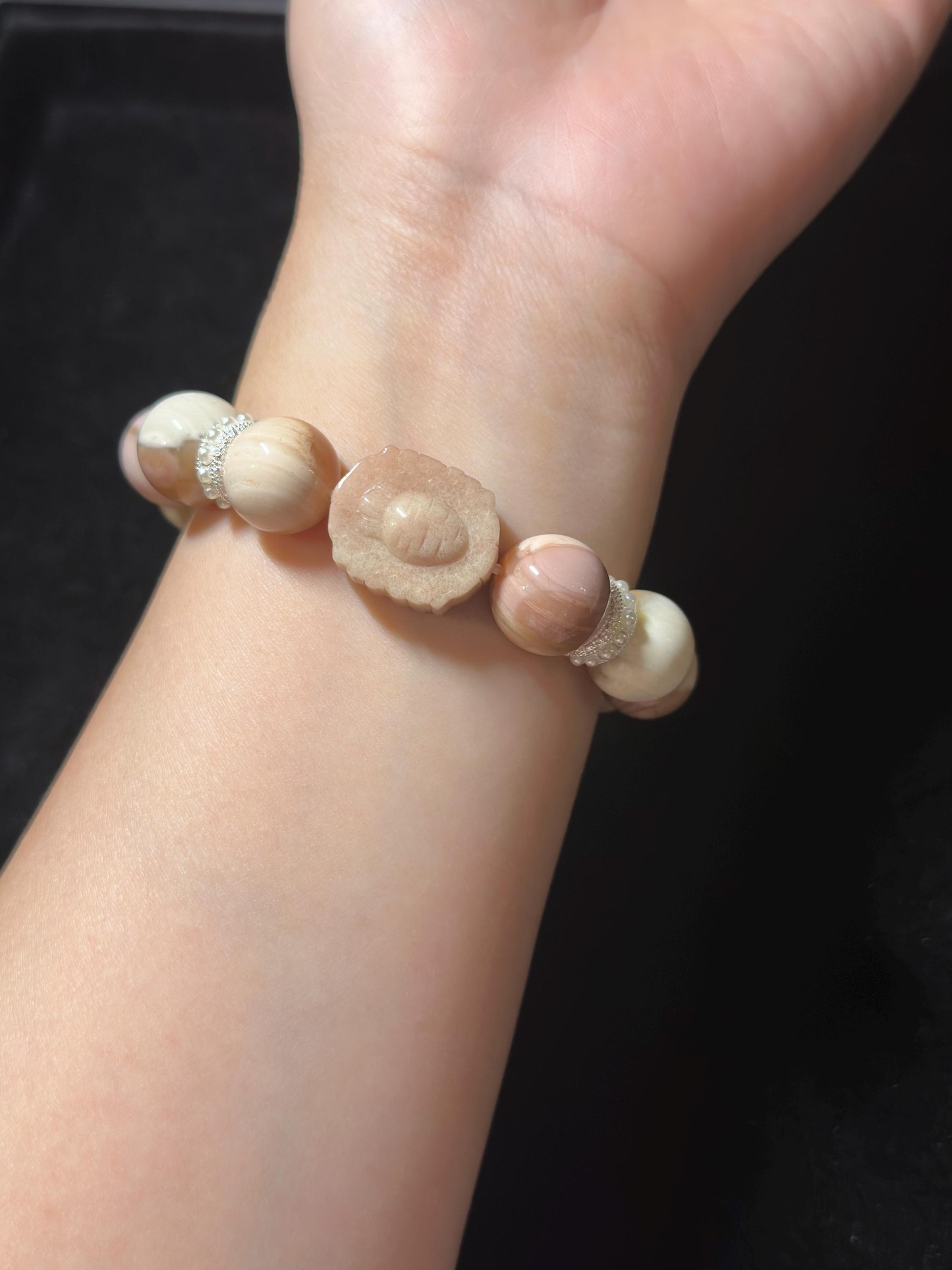 13mm Milky Fruity Alashan Agate Bracelet with Retro Bunny Charm | Gemstone | Handmade Bracelet | Gifts for Her