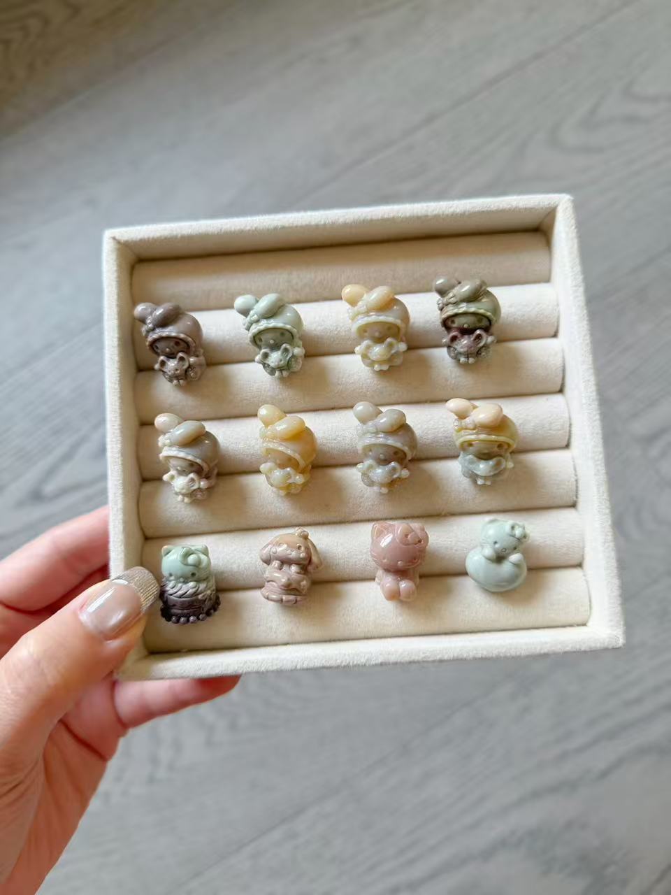 SR 9 Alashan Agate Bead Charms | Natural Stone Beads, Mixed Colors & Styles | DIY Jewelry Supplies